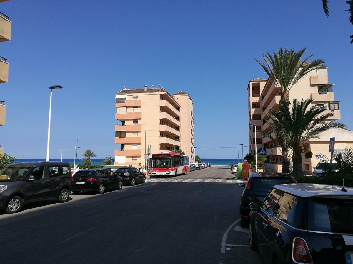 Una Ventana Al Mar Торевьиа Экстерьер фото